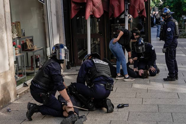 Student protests continue across France as up to 500 high schools close NANCY, FRANCE - OCTOBER 5: Police clashes with high school students during protest against current education conditions disrupt classes across the country in Nancy, France on October 5, 2026. Demonstrators pushed for expanded resources, improved school maintenance, smaller class sizes, and strategies to tackle staffing shortages. The countrywide action disrupted learning at roughly 400 to 500 high schools, which experienced full or partial class suspensions. Muhammed Said Tako Anadolu Nancy France. Editorial use only. Please get in touch for any other usage.  Copyright: x2026xAnadoluxMuhammedxSaidxTakox