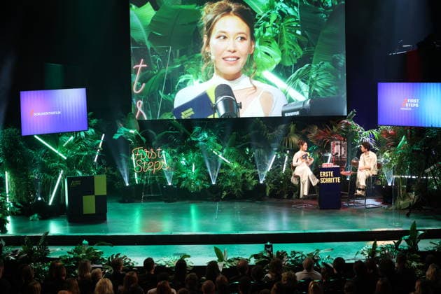FIRST STEPS 2026 Hosts Malaya and Maximilian Presenting Awards on Stage at the FIRST STEPS 2026 Awards Ceremony at the Theater des Westens in Berlin Copyright: xEventpressxFuhrx