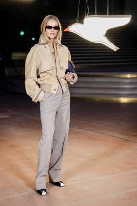 Rosie Huntington-Whiteley at the photocall for the Chanel Women’s Ready-to-Wear Spring Summer 2027 show during Paris Fashion Week (PFW) at the Grand Palais in Paris, France, on October 5, 2026. Olivier Borde, Bestimage. Photocall at the Chanel Women’s Ready-to-Wear Spring Summer 2027 show as part of Paris Fashion Week on October 5, 2026, in Paris, France. Paris, France  Copyright: xOLIVIERxBORDEx xBESTIMAGExOLIVIERxBORDEx xBESTIMAGEx