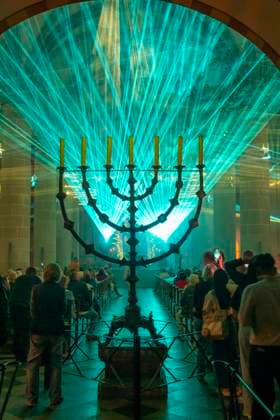 Essen Light Festival, downtown, Licht Segen Lumen Cantus, a laser show synchronized to music at Essen Cathedral, by lighting designer Manfred Olma, accompanied by live organ music, North Rhine-Westphalia, Germany, Essen Light Festival