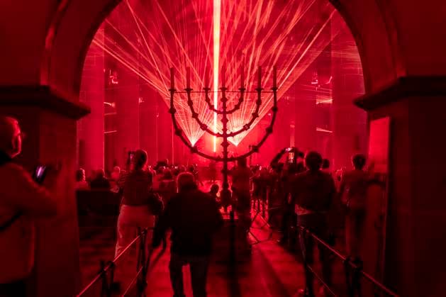 Essen Light Festival, downtown, Licht Segen Lumen Cantus, a laser show synchronized to music at Essen Cathedral, by lighting designer Manfred Olma, accompanied by live organ music, North Rhine-Westphalia, Germany, Essen Light Festival
