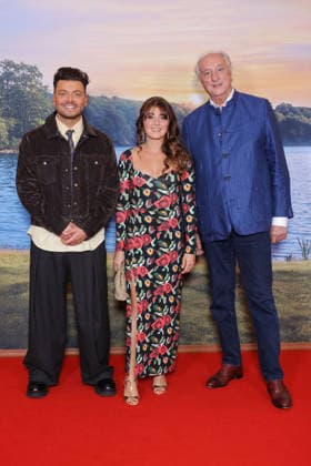 La Maison De Nos Reves Premiere - Paris Kev Adams, Camille Aguilar and Bernard Farcy attend the photocall for the premiere of La Maison De Nos Reves held at the Grand Rex Cinema in Paris, France on October 5, 2026. Photo by David Boyer ABACAPRESS.COM Paris France  Copyright: xBoyerxDavid ABACAx
