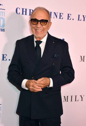 NEW YORK, NY - OCTOBER 5: Emilio Estefan at the 41st Annual Great Sports Legends Dinner on October 5, 2026 at the New York Hilton in New York City. Copyright: xmpi099 MediaPunchx