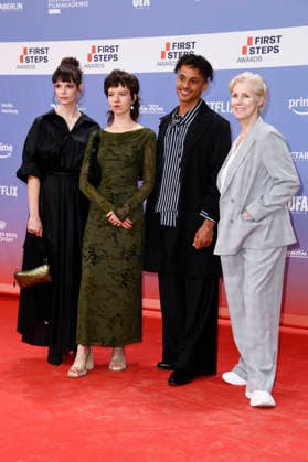 Lorena Emmi Mayer, Georgia Rushton, Tommes Diallo, and Marika George at the 27th First Steps Awards ceremony in 2026 at the Theater des Westens in Berlin, October 5, 2026 Foto:xN.xKubelkax xFuturexImagex first_steps_6044