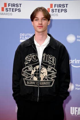 Egon Werler at the 27th First Steps Awards ceremony in 2026 at the Theater des Westens in Berlin, October 5, 2026 Foto:xN.xKubelkax xFuturexImagex first_steps_6062