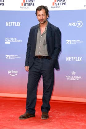Florian Stetter at the 27th First Steps Awards ceremony in 2026 at the Theater des Westens in Berlin, October 5, 2026 Foto:xN.xKubelkax xFuturexImagex first_steps_6123
