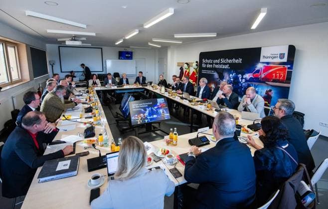 THURINGIA STATE GOVERNMENT HOLDS ITS FIRST SECUR Copyright: SaschaxFromm doc87wrr77bl2euav1oayg ,EDITORIAL USE ONLY Copyright: SaschaxFromm