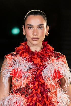 Dua Lipa at the photocall for the Chanel Spring Summer 2027 collection at the Grand Palais in Paris on October 5, 2026. Olivier Borde, Bestimage. Photocall for the Chanel Spring Summer 2027 collection at the Grand Palais in Paris on October 5, 2026. Paris, France  Copyright: xOLIVIERxBORDEx xBESTIMAGExOLIVIERxBORDEx xBESTIMAGEx
