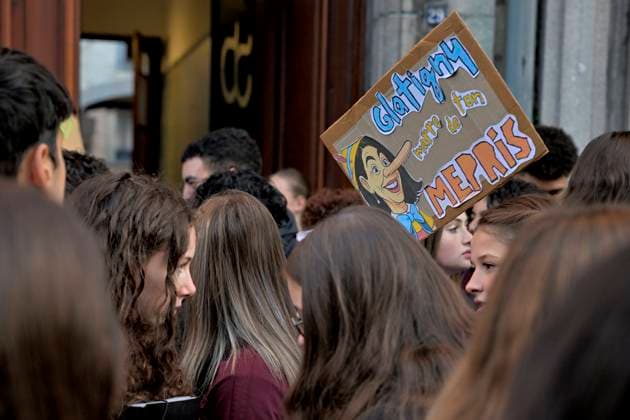 Student protest in Liege on 06 10 2026 LIEGE, BELGIUM - OCTOBER 06 : Students protest against the ministerial reform on September on October 6, 2026 in Liege, Belgium, 06 10 2026 ( Liege Belgium  Copyright: xSesx