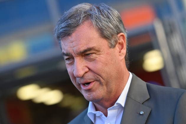 Markus SOEDER, Minister-President of Bavaria and CSU Chairman, single image, cropped single subject, portrait,Portrait: Markus SOEDER, Minister-President of Bavaria and CSU Chairman, visits the Sport Elementary School on Margare