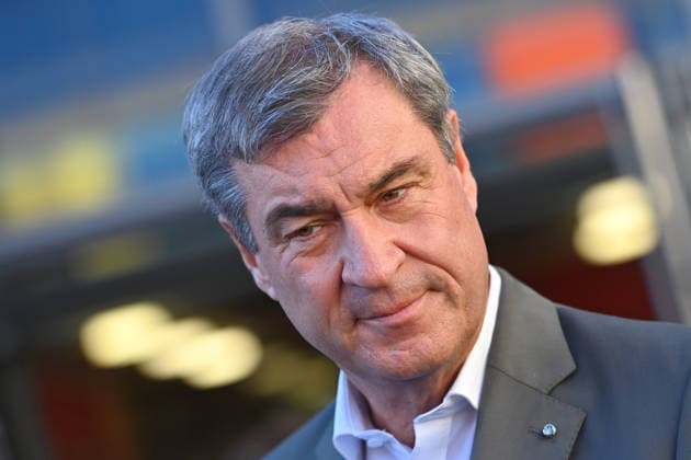 Markus SOEDER, Minister-President of Bavaria and CSU Chairman, single image, cropped single subject, portrait,Portrait: Markus SOEDER, Minister-President of Bavaria and CSU Chairman, visits the Sport Elementary School on Margare