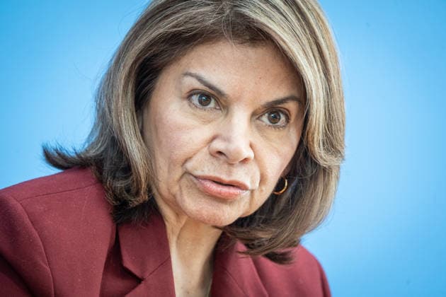 Laura Chinchilla Miranda, President of Costa Rica and Co-Chair of the ENSK Federal Press Conference in Berlin: Presentation on the North-South Commission on Development Policy (ENSK), Berlin, Germany, at the Federal Press Conference Building