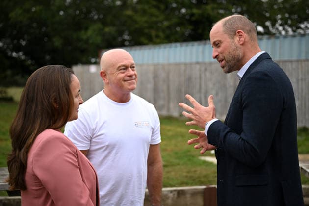 The Prince Of Wales Visits Ilminster ILMINSTER, ENGLAND - OCTOBER 06: Prince William, Prince of Wales speaks with CEO of the National Emergencies Trust Mhairi Sharp and Ross Kemp during his visit to the launch of the National Emergency Trust s Ready Together Toolkit on October 06, 2026 in Ilminster, England. The Prince of Wales visited Ilminster in Somerset to learn about communities growing their resilience to wild fires, flood and challenges caused by extreme weather and global warming., Credit:Finnbarr Webster PA ROTA - B68 Avalon United Kingdom, England, Ilminster  Copyright: xFinnbarrxWebsterx xPAxROTAx-xB68x xAvalonx 1141004260