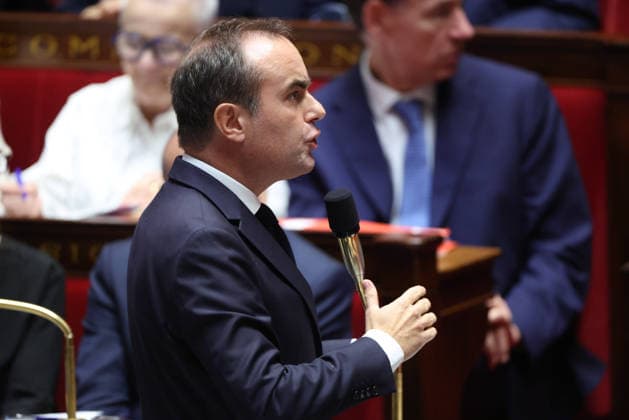 AssembleÌe Nationale - QAG du 6 octobre 2026 Sà bastien Lecornu Sà ance des Questions d Actualità s au Gouvernement à l AssembleÌe Nationale à Paris, le 6 octobre 2026. Current Affairs Question Period with the Government at the National Assembly in Paris, October 6, 2026. Copyright: xFabricexChasseryx