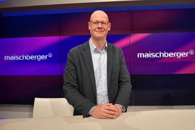 Matthias Deiß on the ARD talk show *maischberger* at the studio in Berlin-Adlershof, Berlin, October 6, 2026 Foto:xM.xBehrensx xFuturexImagex maischberger0610_6007