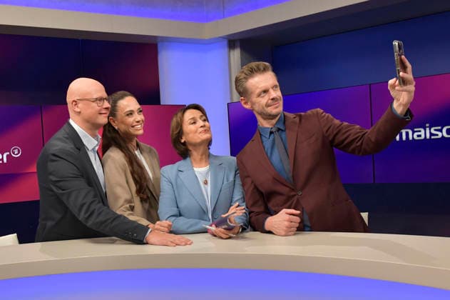 Matthias Deiß, Franca Lehfeldt, Sandra Maischberger, and Florian Schroeder on the ARD talk show *maischberger* at the studio in Berlin-Adlershof, Berlin, October 6, 2026 Foto:xM.xBehrensx xFuturexImagex maischberger0610_6036