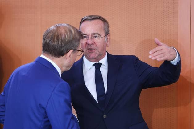 Berlin, Germany, October 7, 2026 Federal Chancellery 61 Cabinet Meeting Federal Minister of Foreign Affairs Johann Wadephul (CDU) and Federal Minister of Defense Boris Pistorius (SPD) Copyright: xdtsxNachrichtenagenturx dts_137475