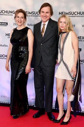 Martina Gedeck, Lars Eidinger, and Maria Matschke Engel at the premiere of the film *Heimsuchung* at Kino International in Berlin, October 6, 2026 Foto:xN.xKubelkax xFuturexImagex heimsuchung_6057