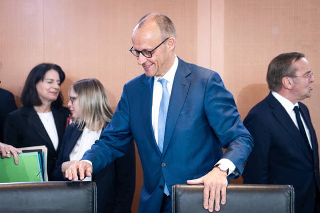 61st Meeting of the Federal Cabinet – Latest News, October 7, 2026, Berlin; Federal Chancellor Friedrich Merz (CDU) upon arrival in the Cabinet Chamber ahead of the Cabinet meeting; Federal Cabinet meeting at the Federal Chancellery in Berlin, Berlin, Germany