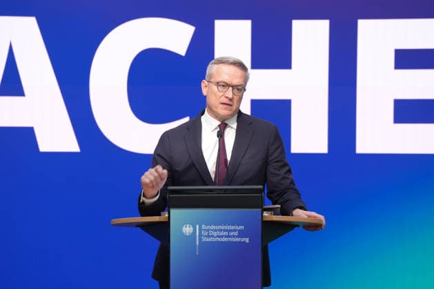 Statement by the Federal Minister for Digital Affairs on Government Modernization: Dr. Karsten Wildberger, Minister for Digital Affairs, pictured as he delivers his statement on the Cabinet’s decision regarding the report on one year of government modernization, Berlin, October 7, 2026, Berlin, Berlin, Germany