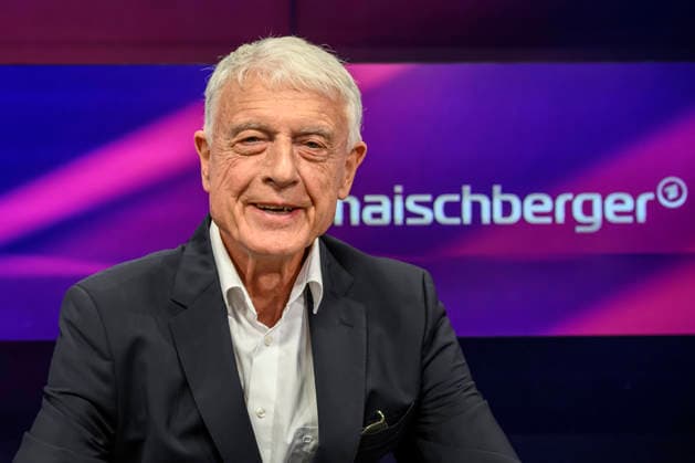 Pictured, from left: Werner Sonne, journalist and author, GER, Berlin, studio, guest on Maischberger, political talk show, TV, program, with host Sandra Maischberger, Das Erste, from Adlershof, Am Studio 20, October 7, 2026, Copyright: HMBxMedia UwexKoch
