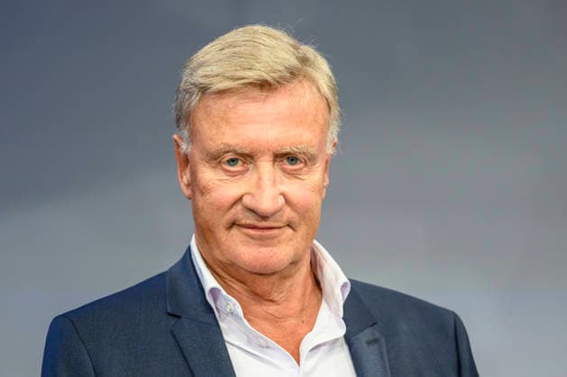 Pictured, from left: Ole von Beust, CDU, former First Mayor of Hamburg, GER; Berlin, studio, guest on Maischberger, political talk show, TV, program, with host Sandra Maischberger, Das Erste, from Adlershof, Am Studio 20, October 7, 2026, Copyright: HMBxMedia UwexKoch