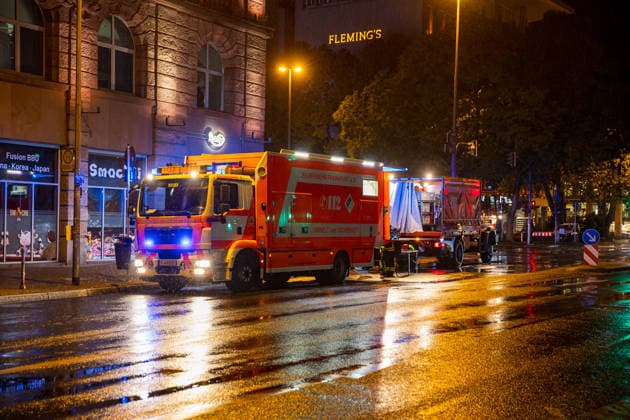 Fire in Movie Theater Triggers Large-Scale Emergency Response On October 8, 2026, a fire broke out in a movie theater at the Cinestar Metropolis in Frankfurt. The Frankfurt Fire Department responded with a large-scale operation, with crews fighting the fire while wearing breathing ap