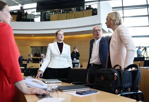 Special Session of the Thuringian State Parliament, October 7, 2026, Erfurt, Thuringian State Parliament, 55th Plenary Session, Special Session; the subject of the proceedings is the dissolution of the 8th Thuringian State Parliament pursuant to Article 50, Section 2, Sentenc
