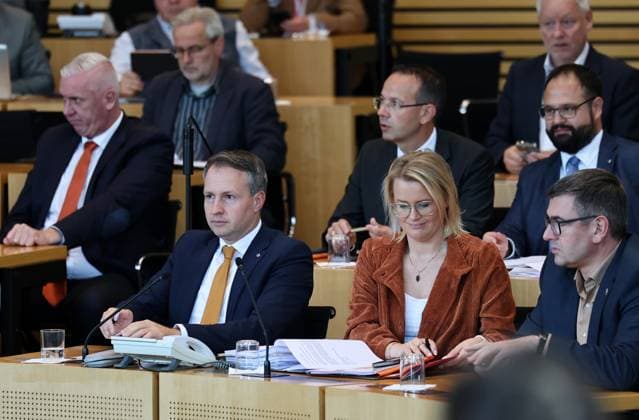Special Session of the Thuringian State Parliament, October 7, 2026, Erfurt, Thuringian State Parliament, 55th Plenary Session, Special Session; the subject of the proceedings is the dissolution of the 8th Thuringian State Parliament pursuant to Article 50, Section 2, Sentence 1, No. 1 of the Constitution of the Free State of Thuringia; motion by the AfD; pictured: Andreas Buehl (CDU), Ulrike J