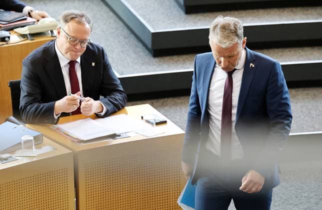 Special Plenary Session of the Thuringian State Parliament, October 7, 2026, Erfurt, Thuringian State Parliament, 55th Plenary Session, Special Plenary Session; the subject of the proceedings is the dissolution of the 8th Thuringian State Parliament pursuant to Article 50, Section 2, Sentence 1, No. 1 of the Constitution of the Free State of Thuringia; motion by the AfD; pictu