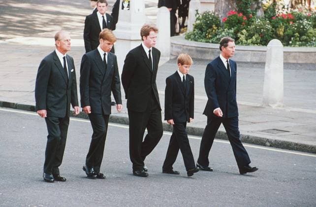 Charles Spencer, Princess Diana’s brother, makes serious allegations against King Charles III – archive footage