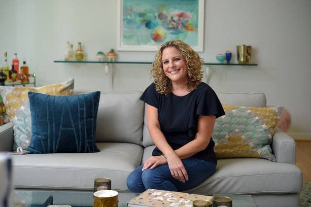 Star blogger Jill Smokler dies aged 48, archive photos