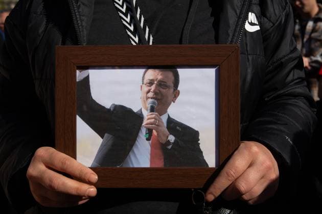 Erdogan opponent Ekrem Imamoglu sentenced to two years’ imprisonment, archive footage