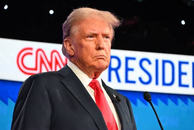 US President Donald Trump bars CNN from his trip, archive footage