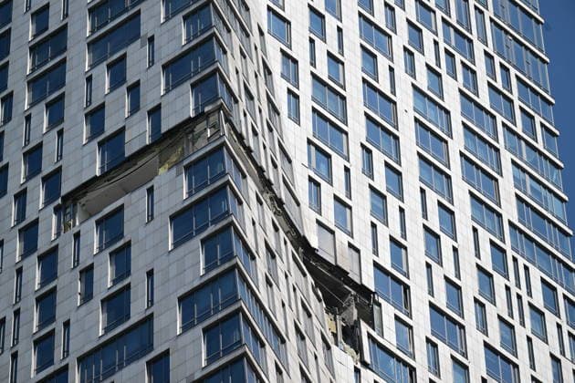 Ukraine war, damage caused by Ukrainian drone attack on residential building in Moscow