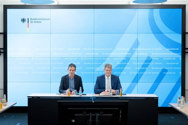 Berlin, taking office one year ago - review and outlook with Patrick Schnieder