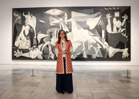 Spain, Francesca Albanese visiting Picasso's Guernica at the Reina Sofia Museum in Madrid