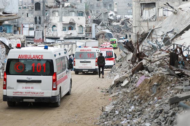 Middle East conflict, Gaza, evacuation of patients for further treatment in Egypt via Rafah in Khan Yunis