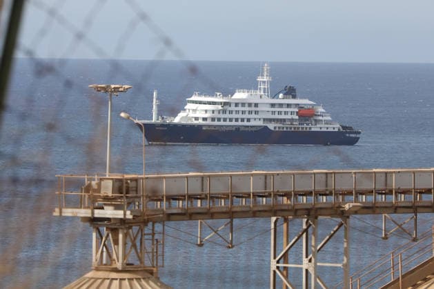 Cape Verde, hantavirus on cruise ship MV Hondius, evacuation of 3 passengers