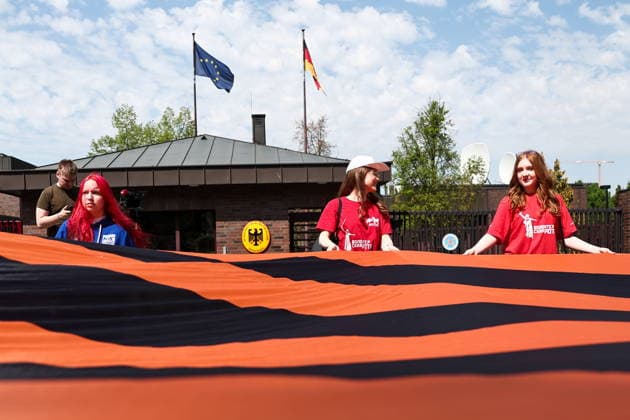 Russia, action in front of the German embassy in Moscow in favour of truth and remembrance