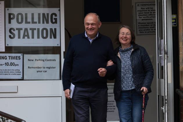 Elections in Great Britain, Ed Davey voting in London