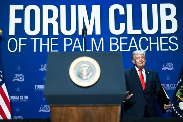 USA, Donald Trump speech at the Forum Club Dinner at the Kravis Centre in West Palm Beach