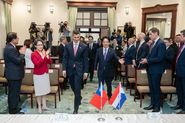 Taiwan, Lai Ching-te meets Santiago Pena