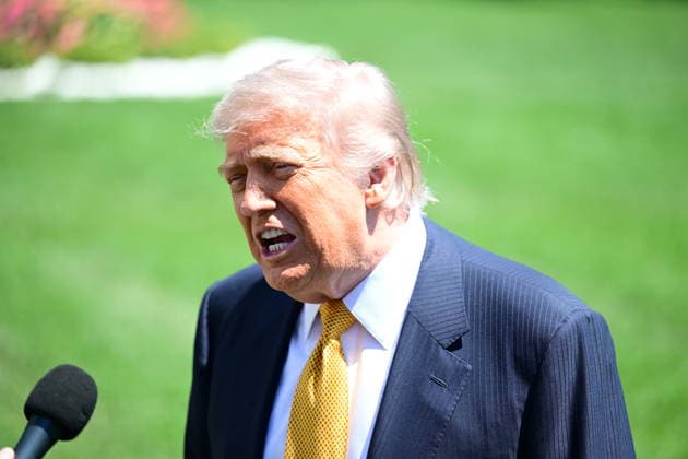 USA, Donald Trump gives press statement before leaving Washington