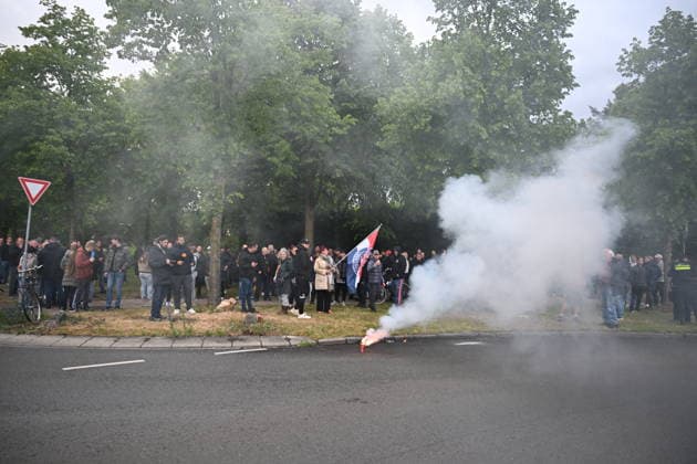 Netherlands, protests in front of asylum centre in Loosdrecht