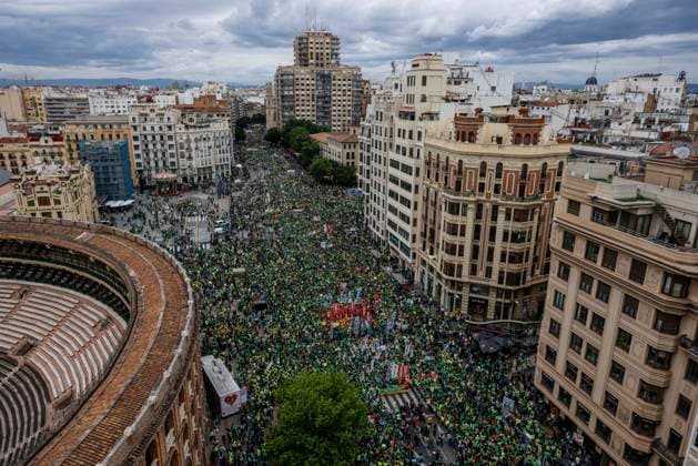 Spain, large demonstration in Valencia