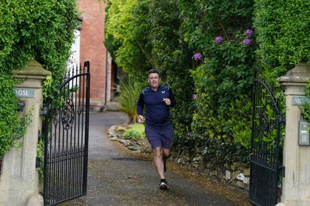 Great Britain, Andy Burnham jogs in Manchester