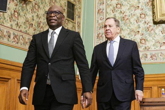 Russia, Sergei Lavrov meets Simeon Oyono Esono Angue in Moscow
