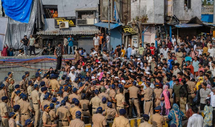 India, eviction campaign in the Garib Nagar slum in Mumbai
