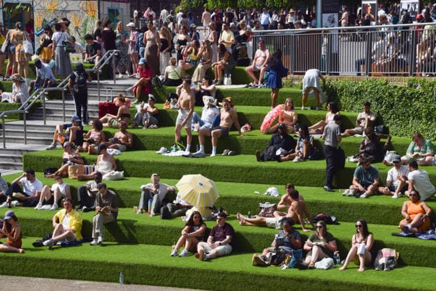London, sunshine in King's Cross